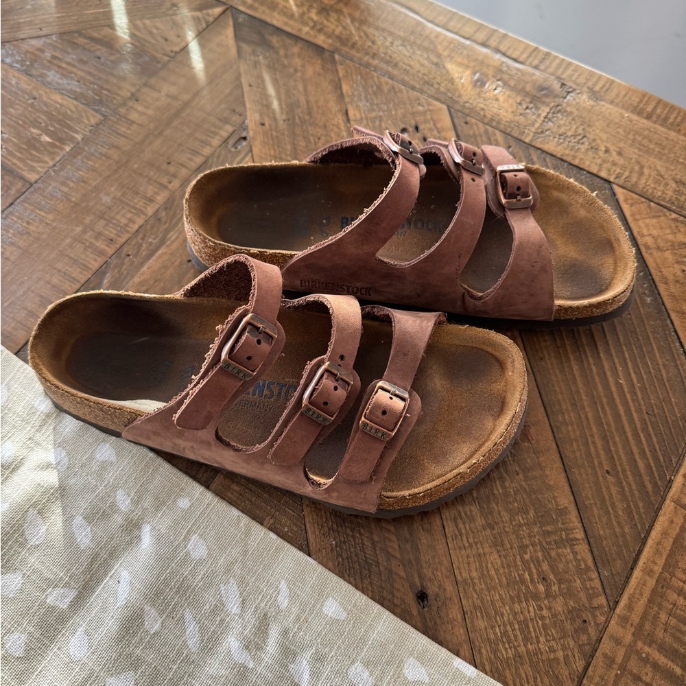 Birkenstock Women's Tan Sandals